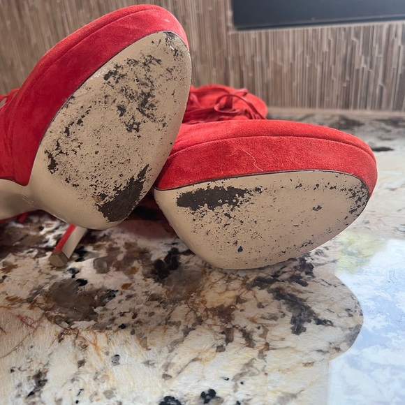 Charles David Red Suede Fringe Heeled Booties Women's size 8 1/2 - Picture 4 of 4
